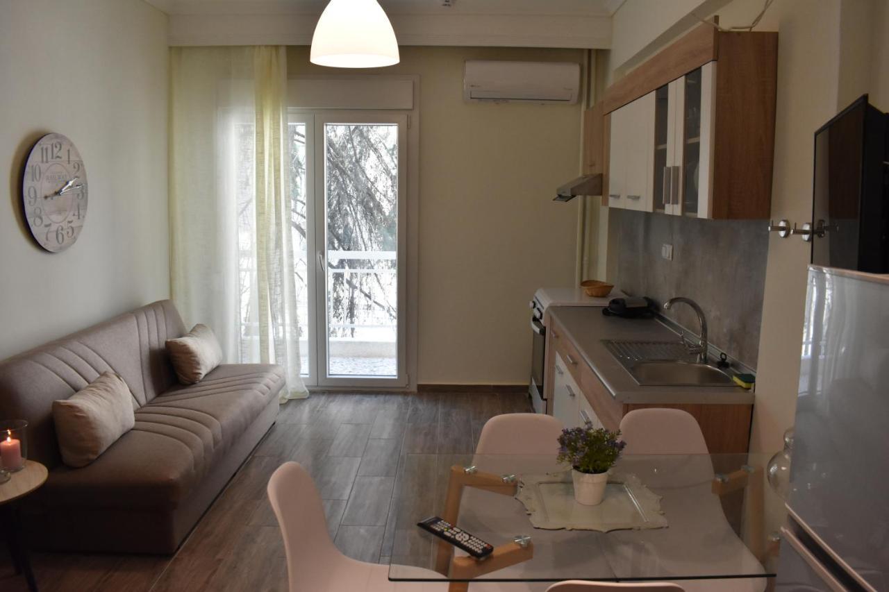 Chrysafenia & Leandros Downtown Apartment Kavala Exterior foto