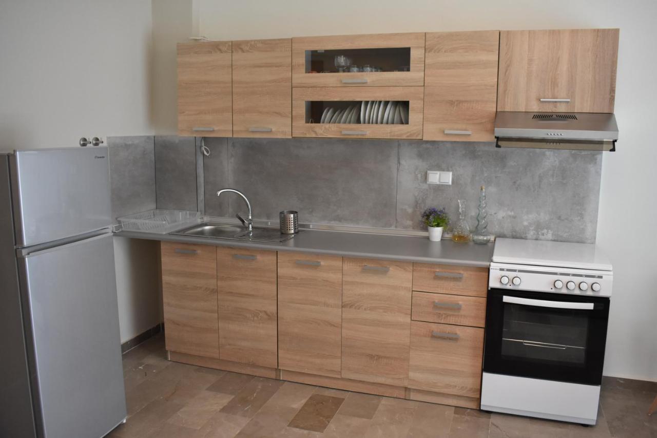 Chrysafenia & Leandros Downtown Apartment Kavala Exterior foto